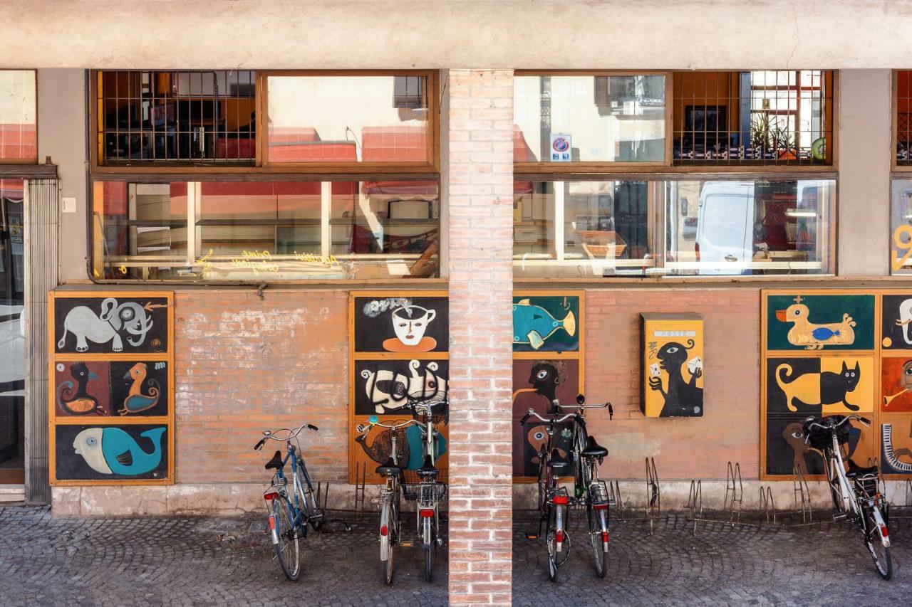 Ferrara Mercato Fancy Studio Luaran gambar